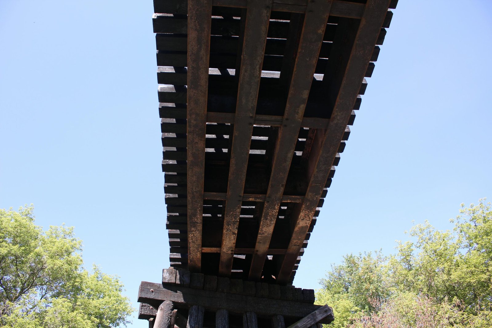 Under main span